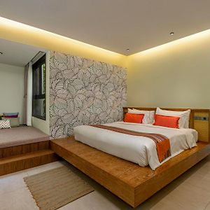 Estate Deluxe Forest Room
